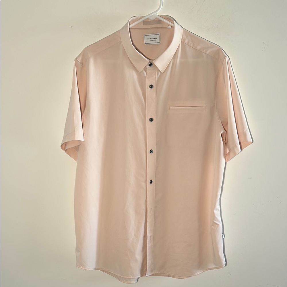 7 Diamonds, Men’s Size XL  Light Peach Short Sleeve Shirt